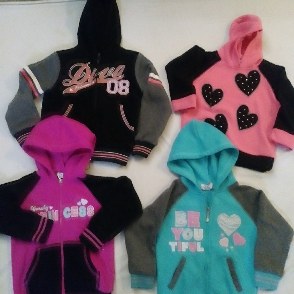 4 kid pullover sweatshirts
